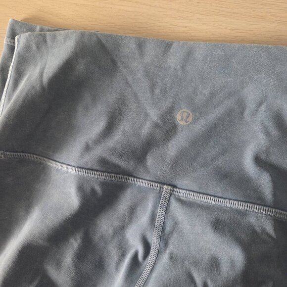 Lululemon Wunder Under high rise tights in washed moon blue - Picture 5 of 8